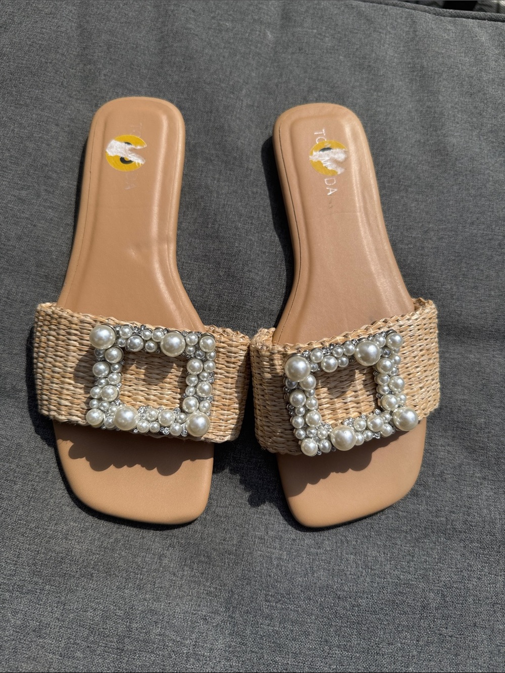 Top Moda Pearl Rhinestone Woven Slide Sandals Size 8 Nude Square Toe